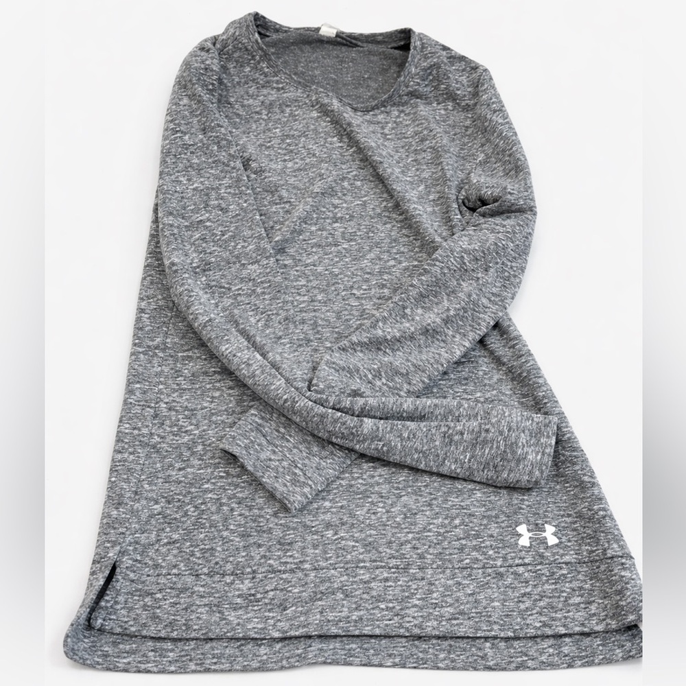 XS UNDER ARMOUR SWEATER